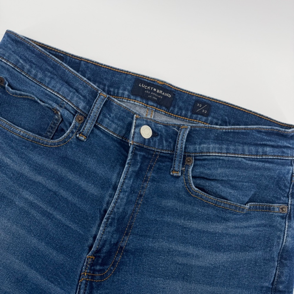 Lucky Brand 121 Slim Straight Jeans Mens 32x32 Blue Medium Wash Denim